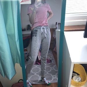 Hollister sweatpants!!
